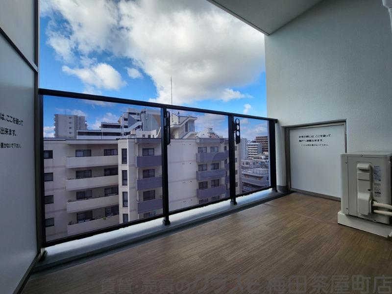 23/30 バルコニー