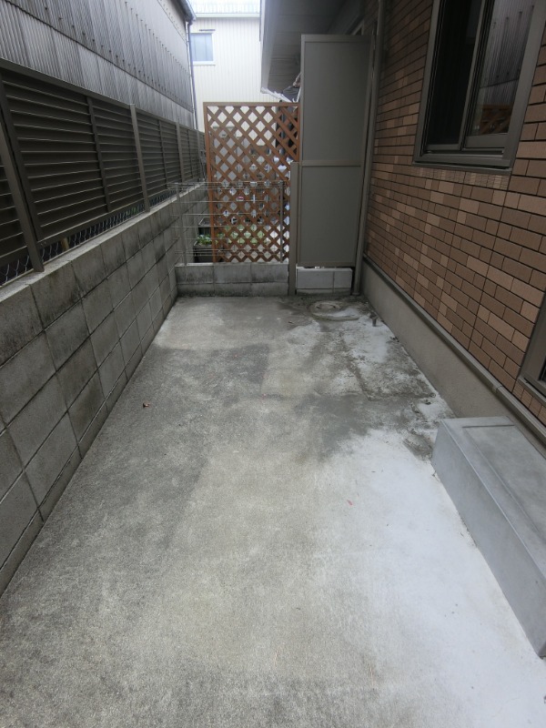 23/30 バルコニー