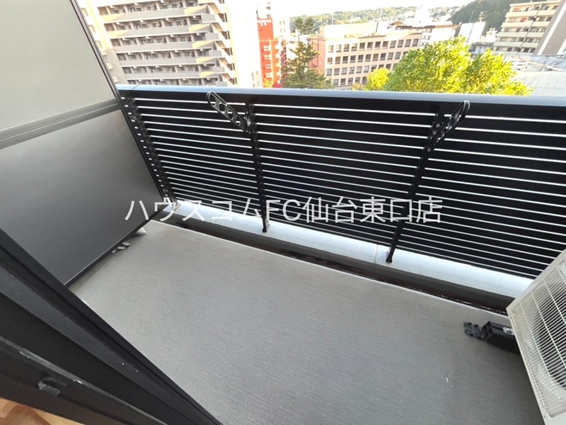 18/28 バルコニー