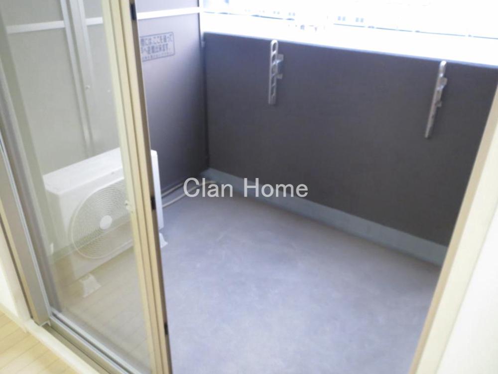 23/30 バルコニー