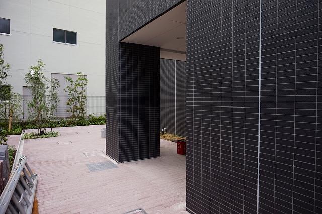 29/30 エントランス