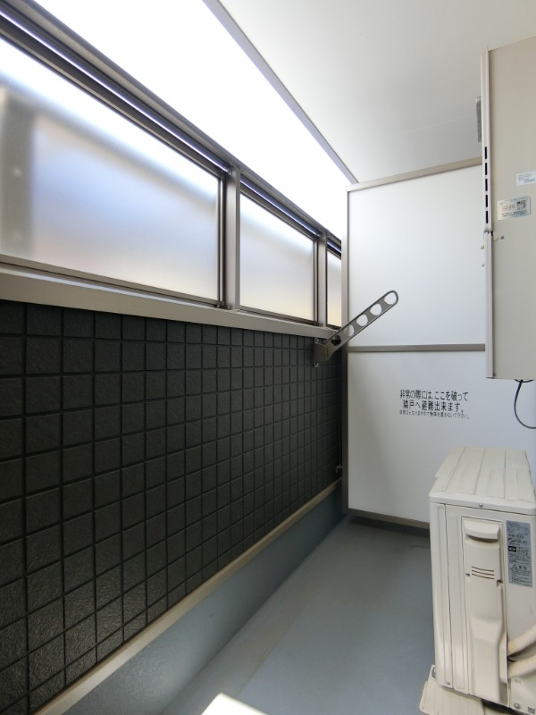 18/30 バルコニー