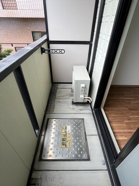 19/30 バルコニー