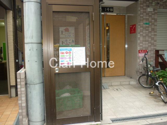 2/3 エントランス