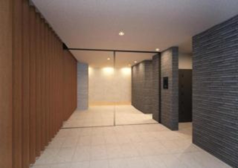 3/8 エントランス