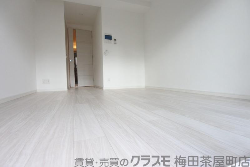 14/30 室内