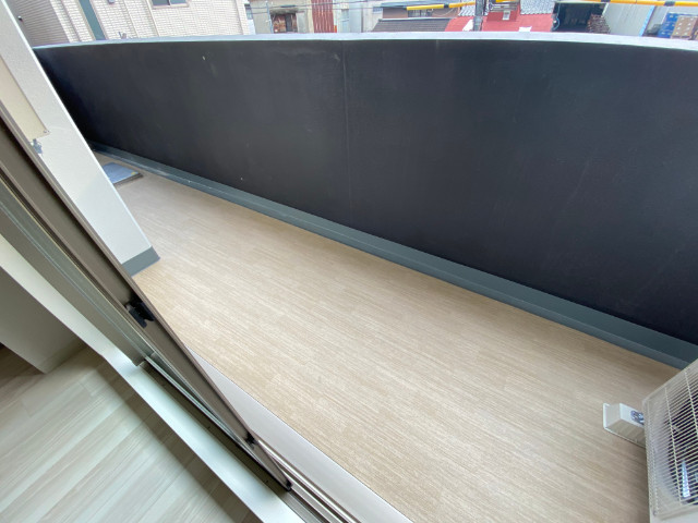 21/30 バルコニー