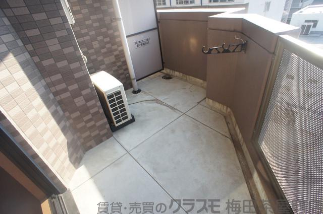 22/30 バルコニー