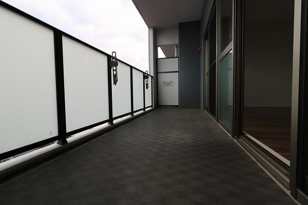 14/22 バルコニー