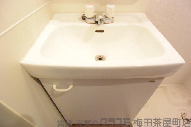 18/30 洗面