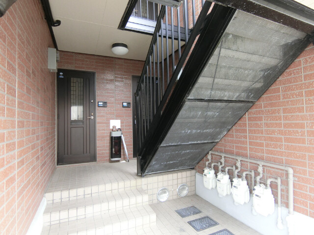 3/7 エントランス