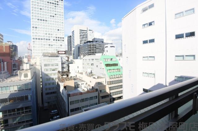 23/30 バルコニー