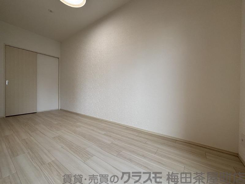 13/30 寝室