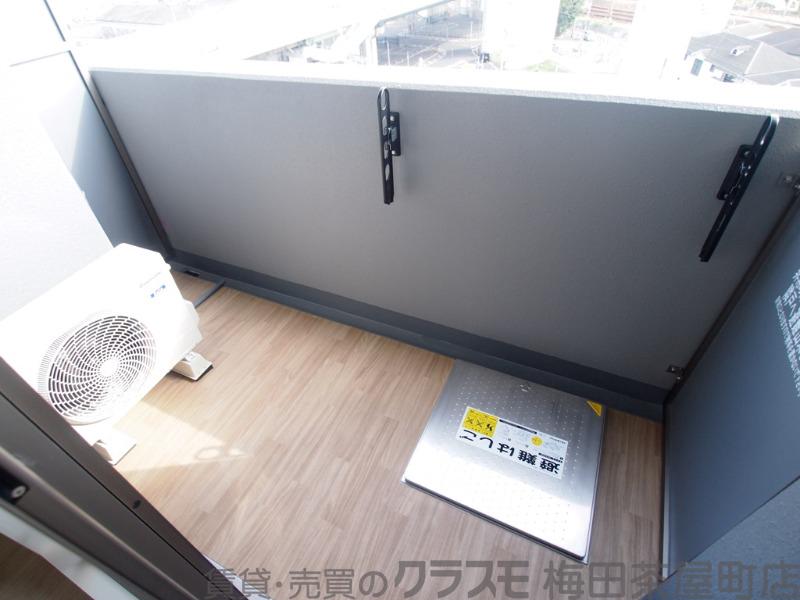 25/30 バルコニー