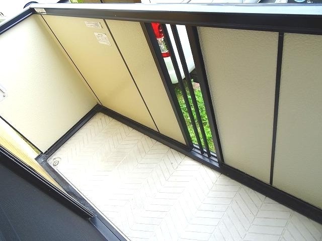 17/30 バルコニー