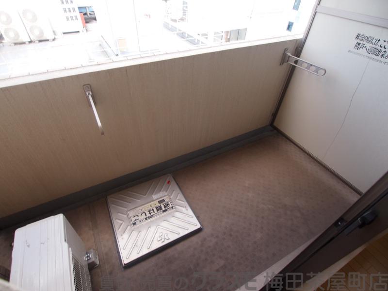 25/30 バルコニー