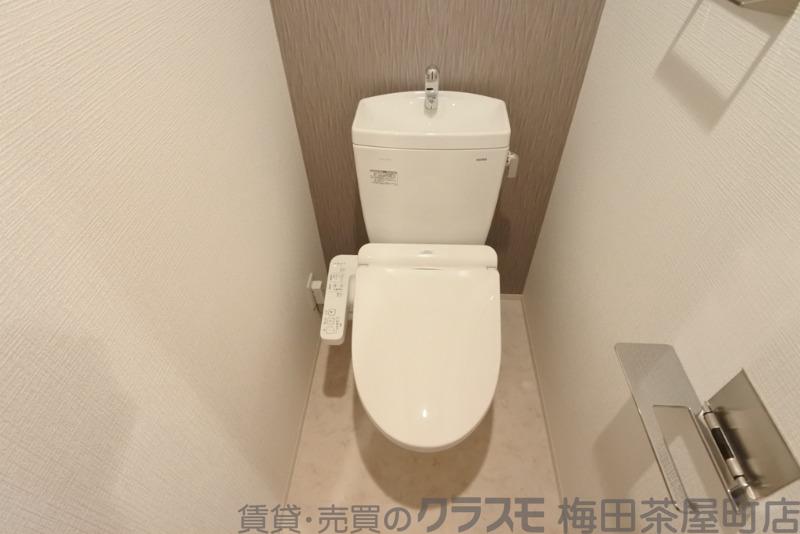 23/30 トイレ