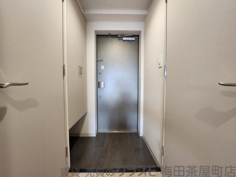 14/30 玄関
