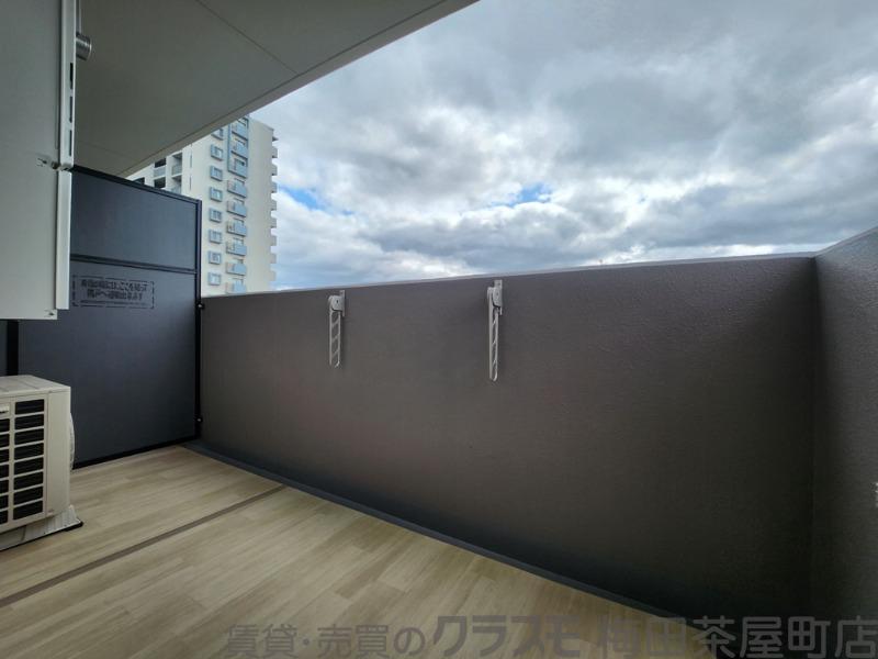 21/30 バルコニー