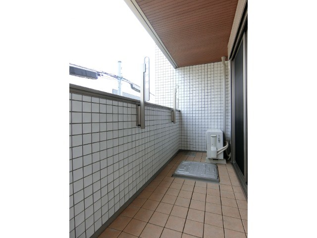 20/30 バルコニー