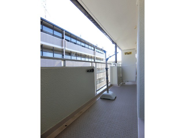 21/30 バルコニー