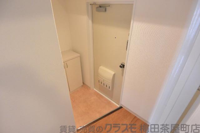 14/30 玄関