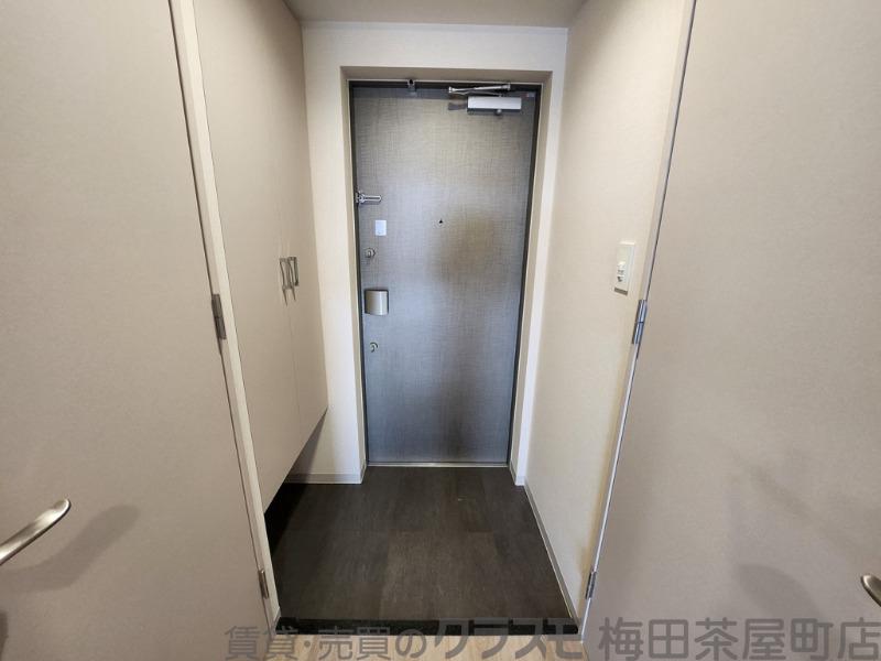 14/30 玄関