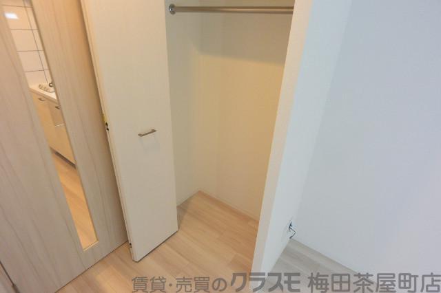 13/30 収納
