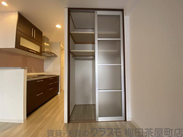 13/30 収納