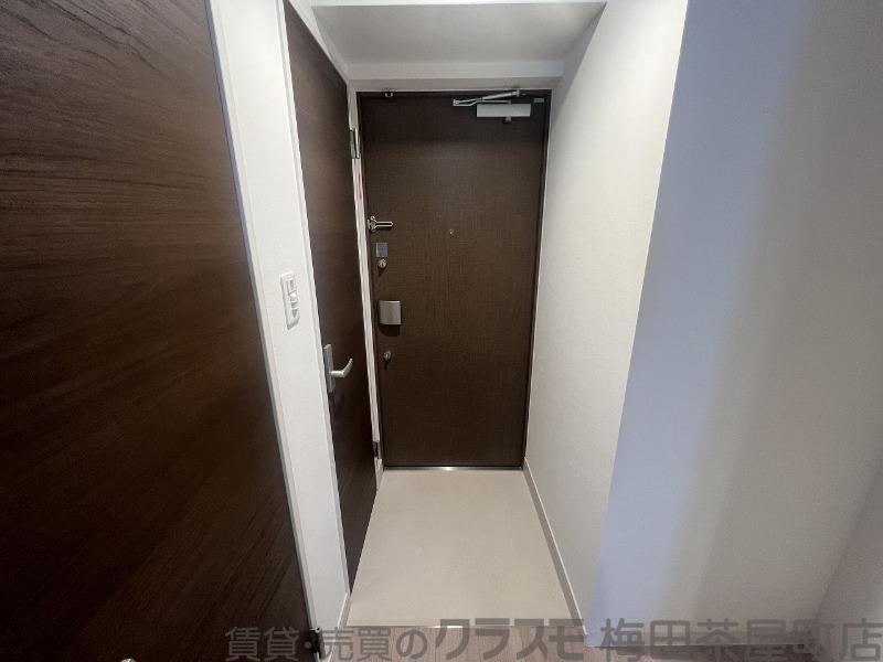 14/30 玄関