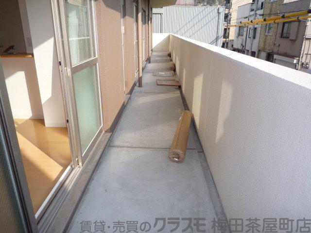 20/26 バルコニー