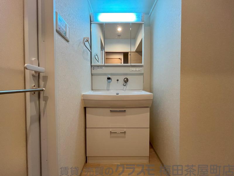 22/30 洗面