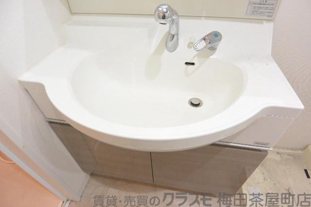 22/30 洗面
