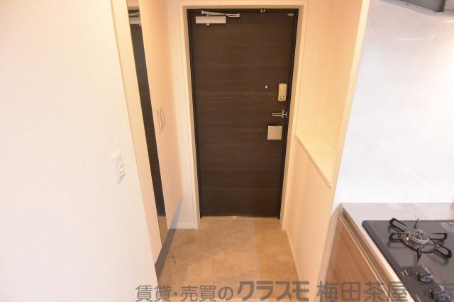 17/30 玄関