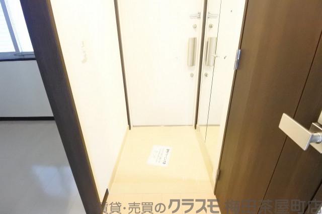 17/30 玄関