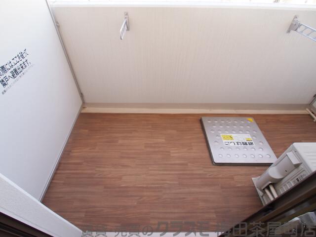 23/30 バルコニー