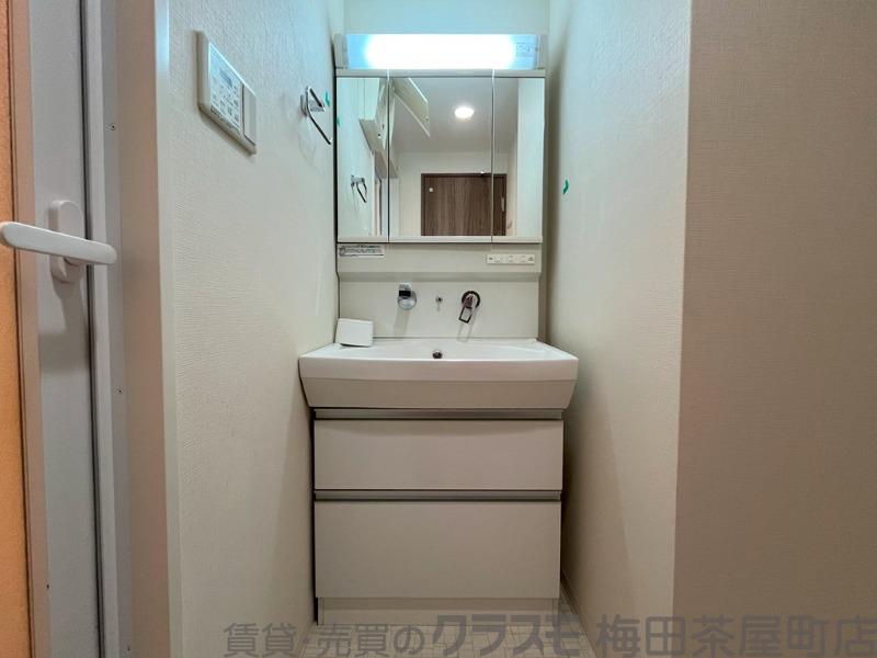 21/30 洗面