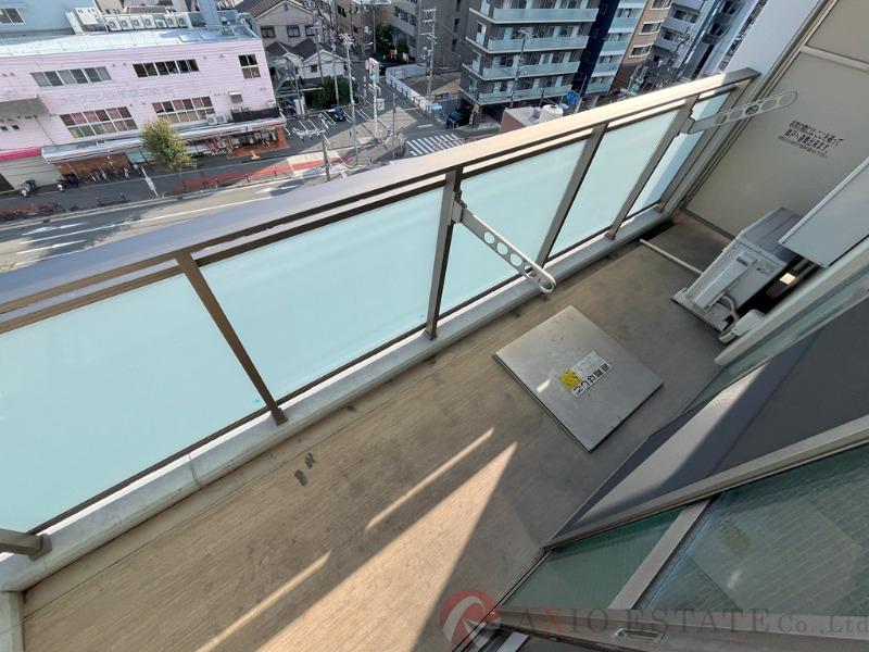 23/30 バルコニー