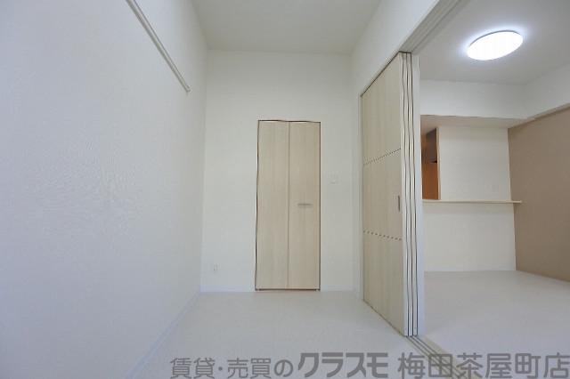 14/30 寝室