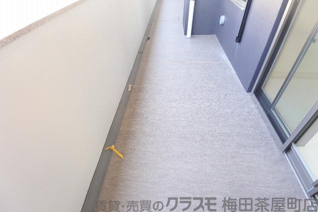 23/30 バルコニー