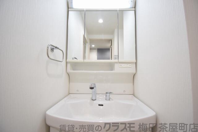21/30 洗面