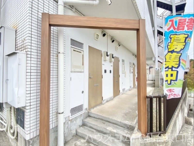 14/19 エントランス