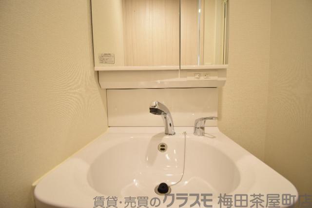 18/30 洗面