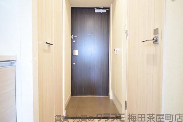 13/30 玄関