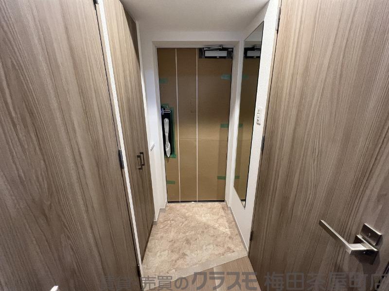 14/30 玄関