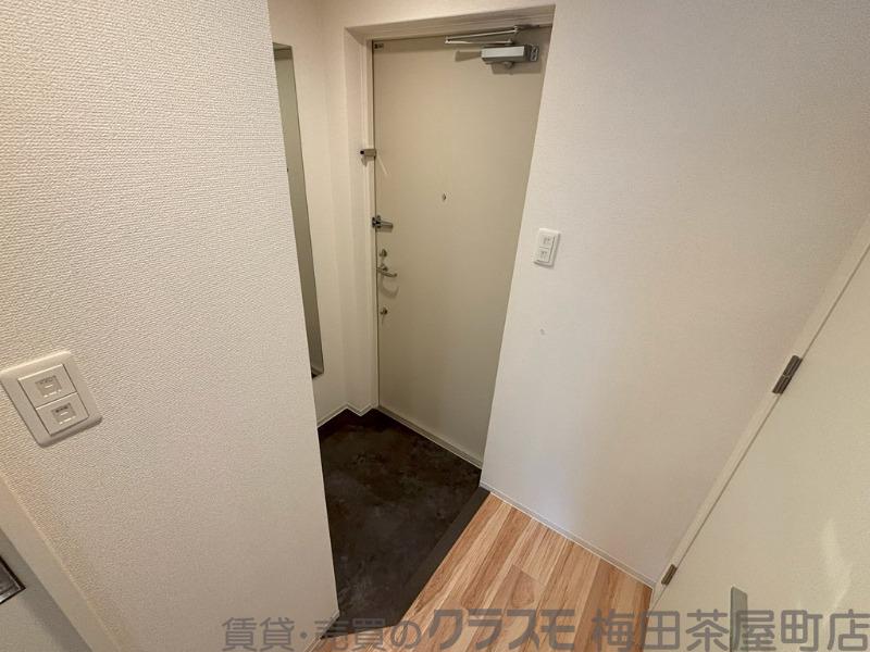 13/30 玄関