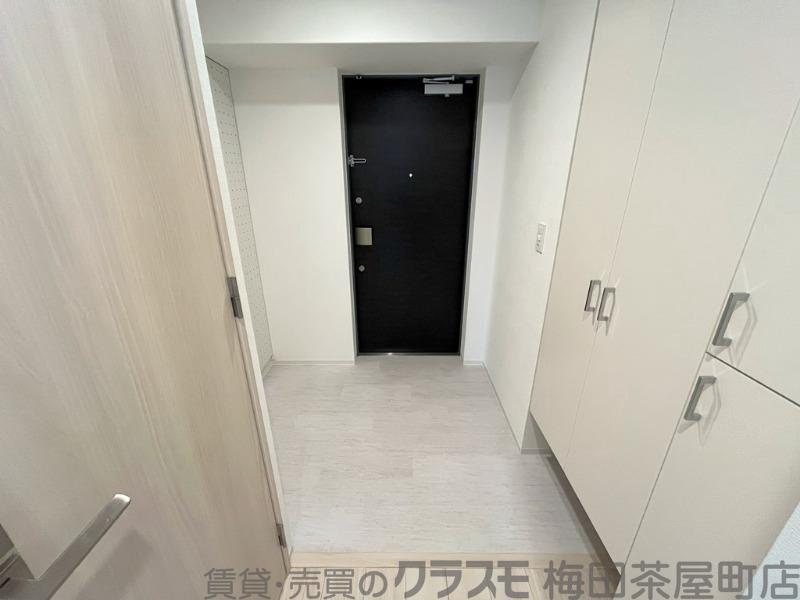 16/30 玄関