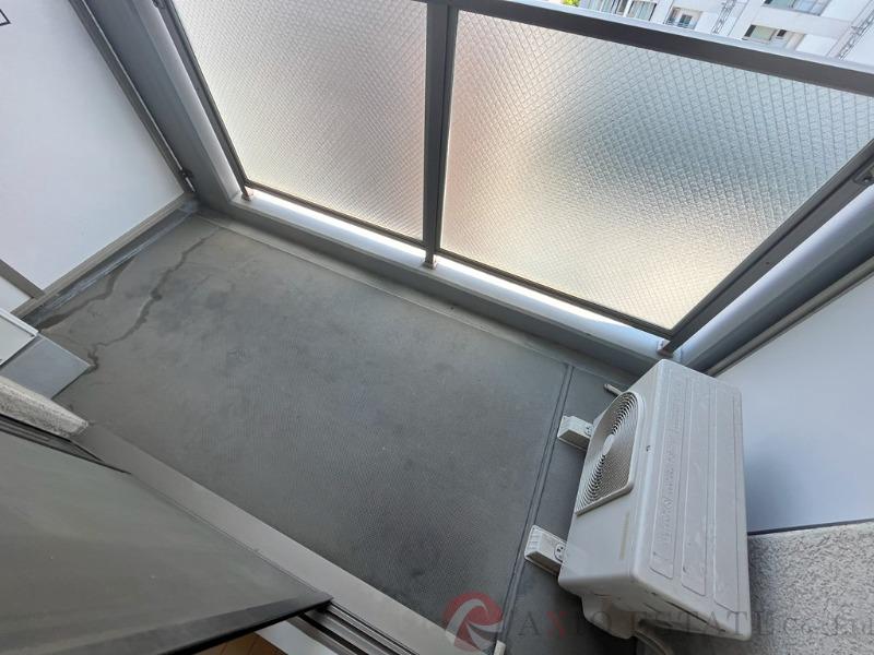 23/30 バルコニー