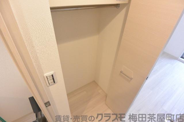 13/30 収納