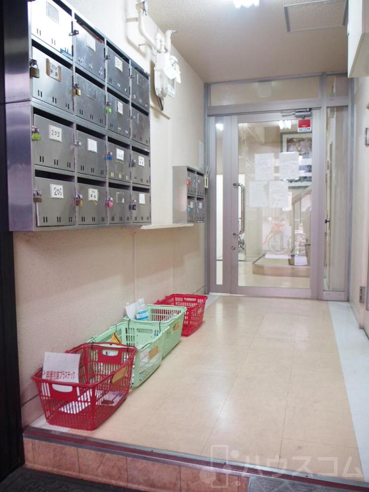 3/7 エントランス